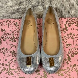 kate spade Silver Plaid Ballet Flats with Gold Logo New! size 8